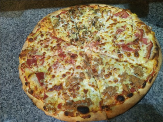 Pica 4 Stinët Familjare nga Pizza King Hallall